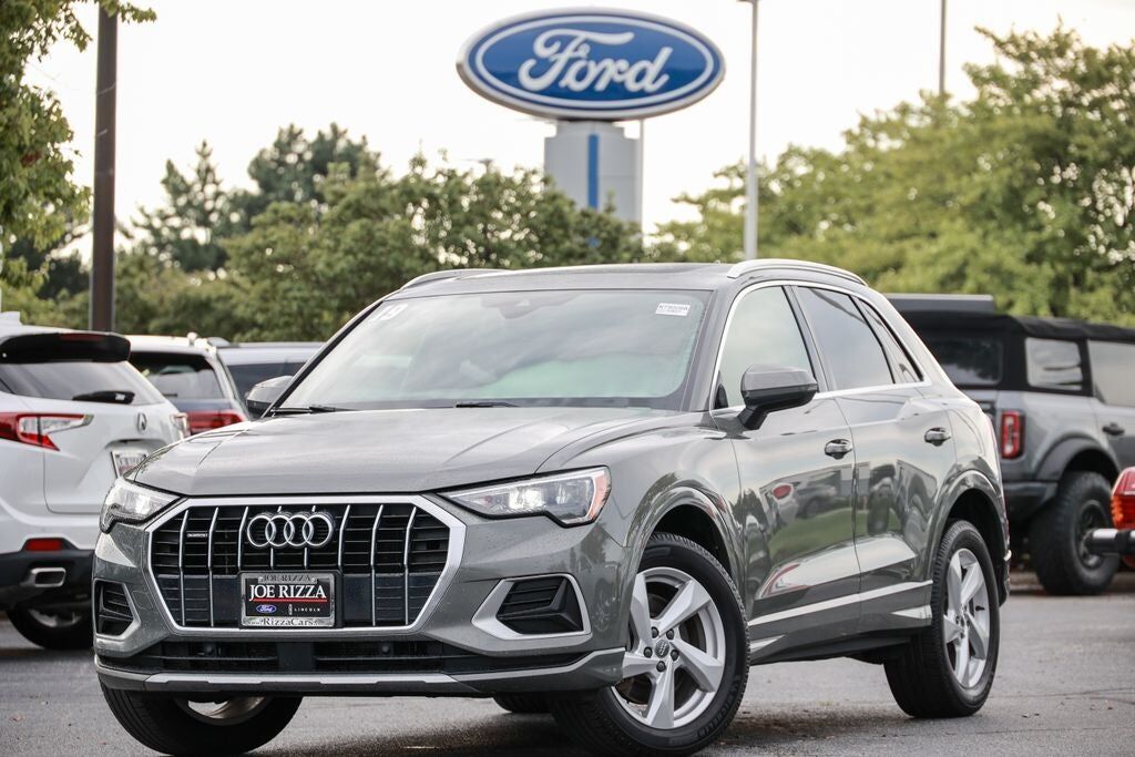 2019 AUDI Q3