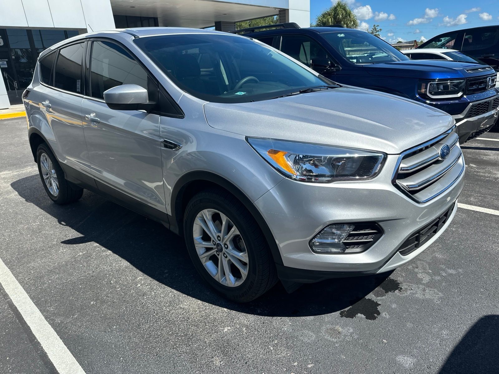 2017 FORD Escape