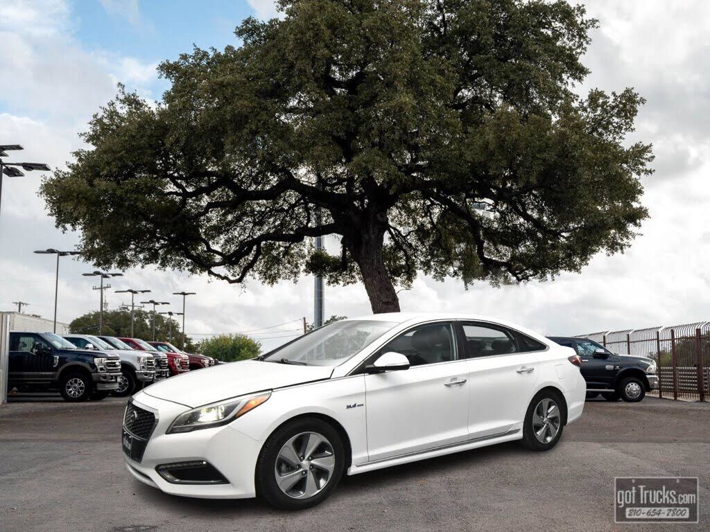 2016 HYUNDAI Sonata