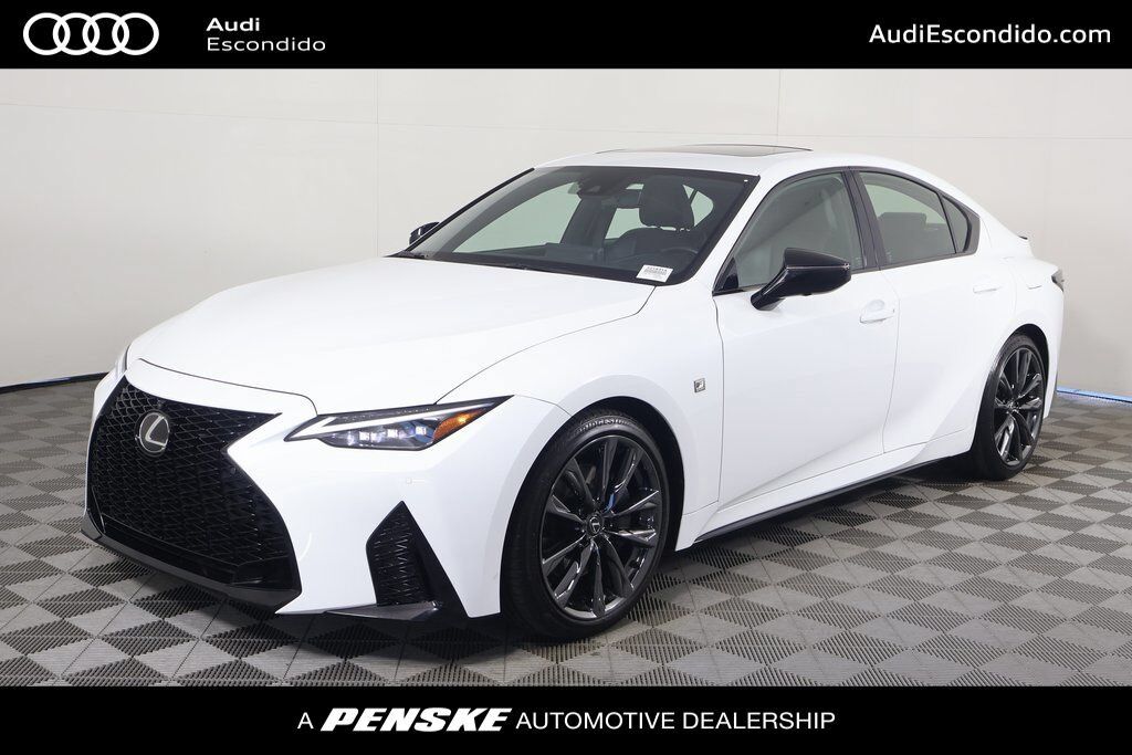 2025 LEXUS IS