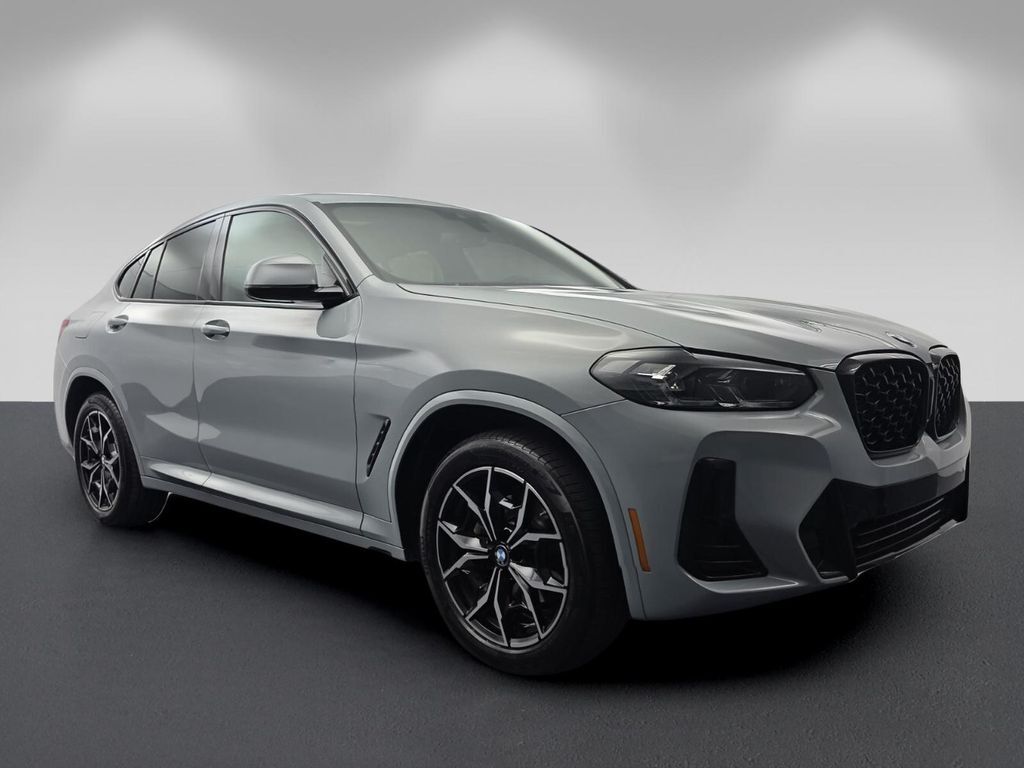 2024 BMW X4