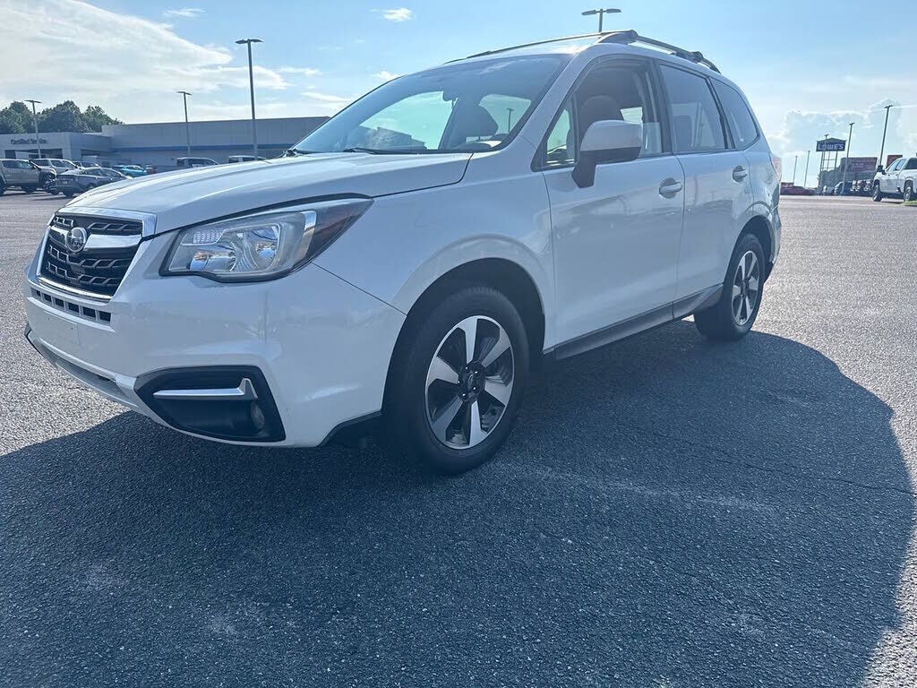 2017 SUBARU Forester