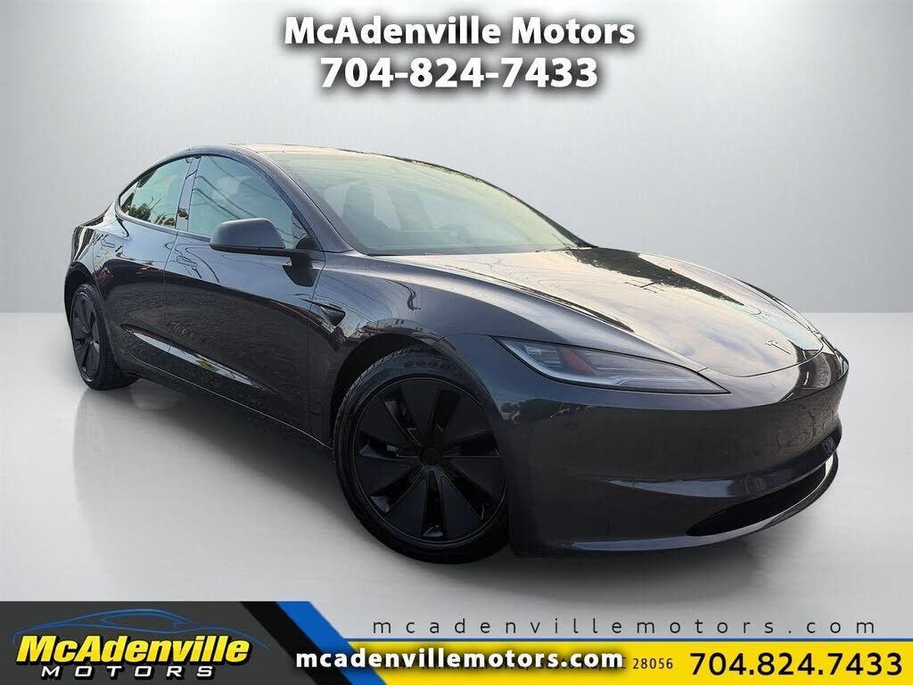 2024 TESLA Model 3