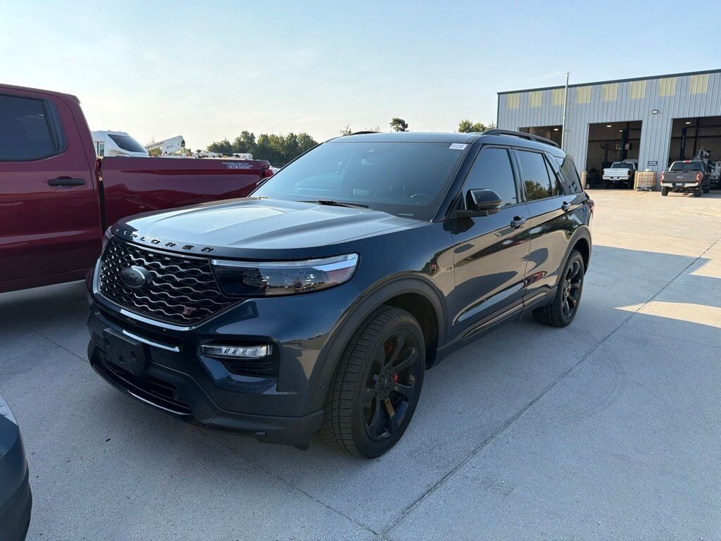 2022 FORD Explorer