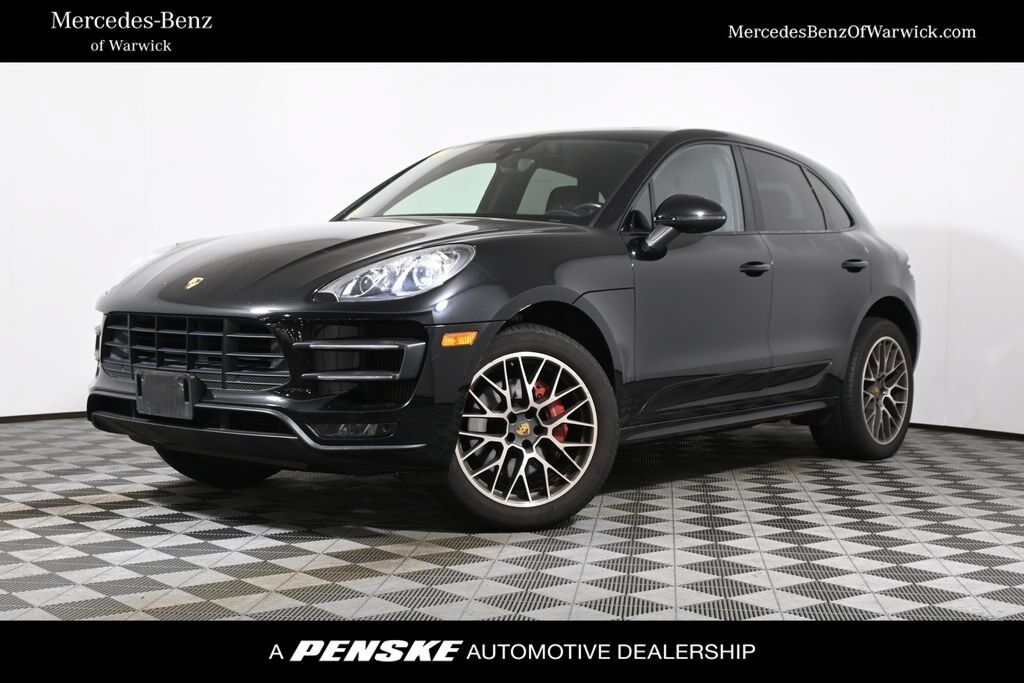2015 PORSCHE Macan