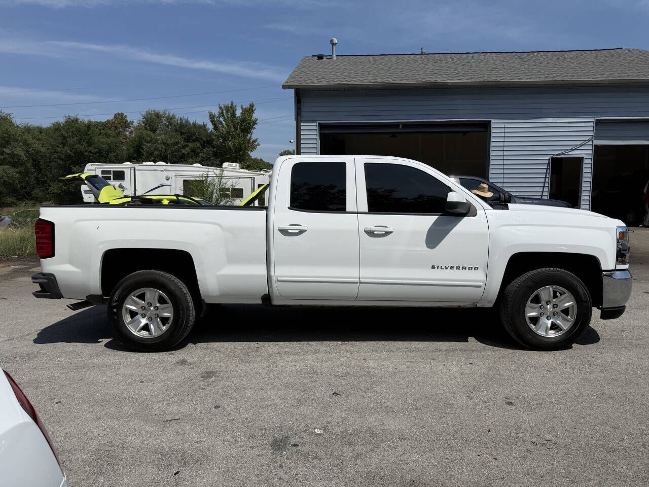 2018 CHEVROLET Silverado
