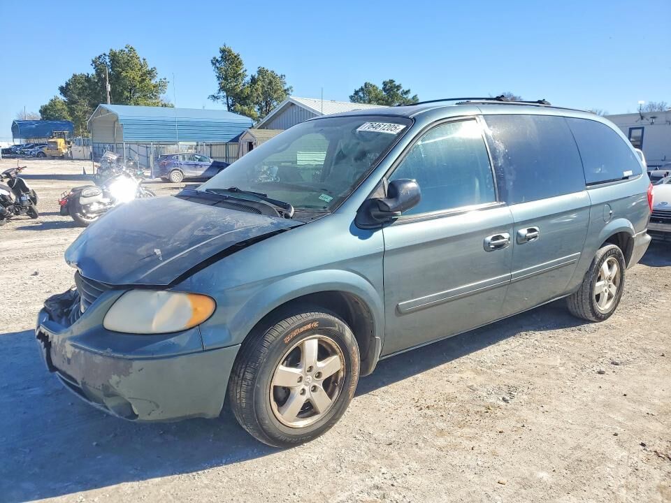 2005 DODGE Caravan