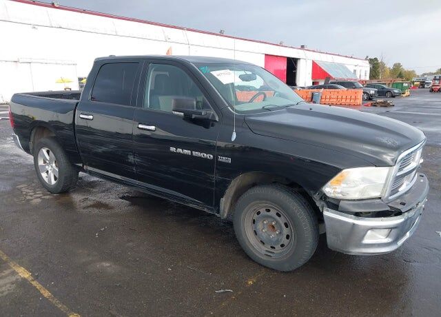 2012 DODGE Ram