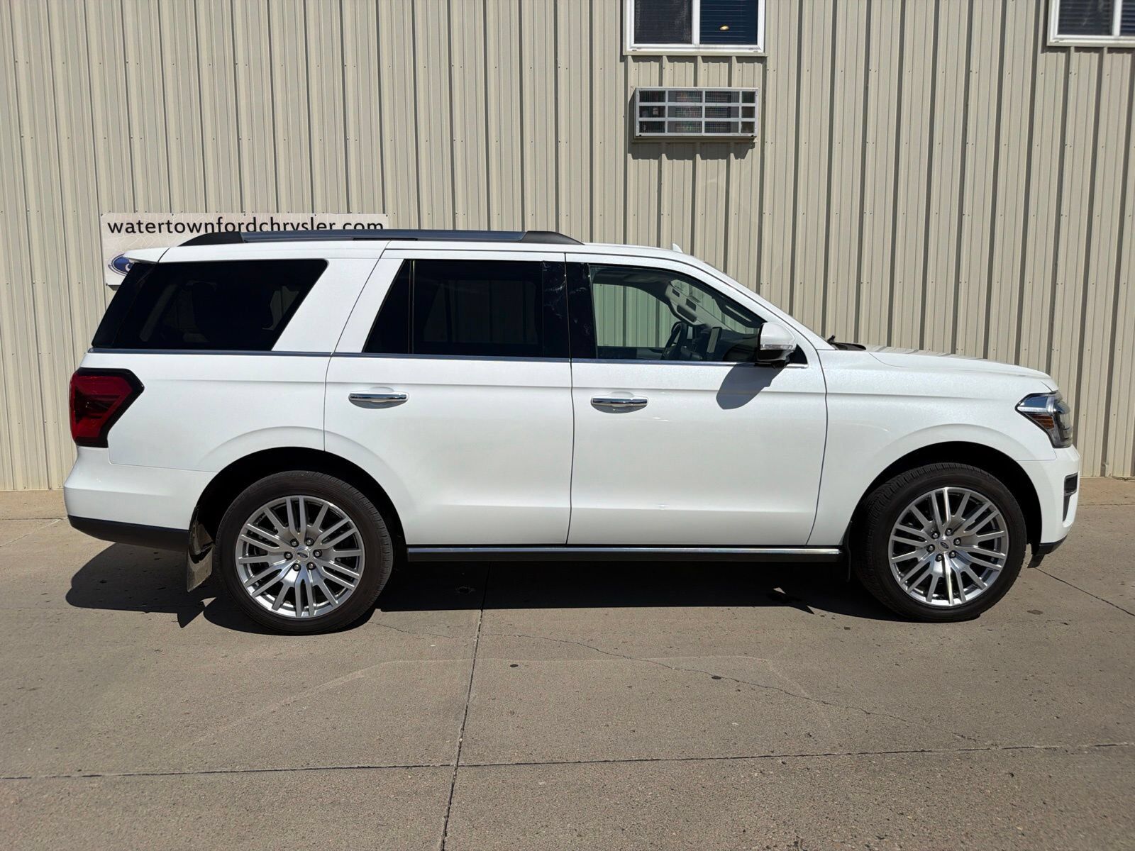 2024 FORD Expedition