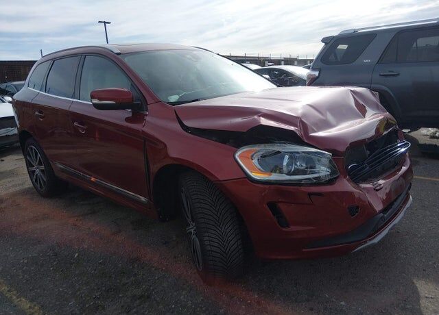 2017 VOLVO XC60
