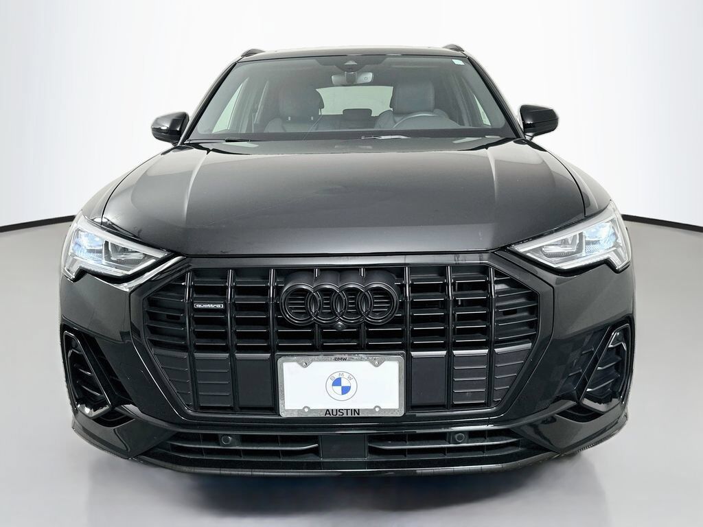 2022 Audi Q3