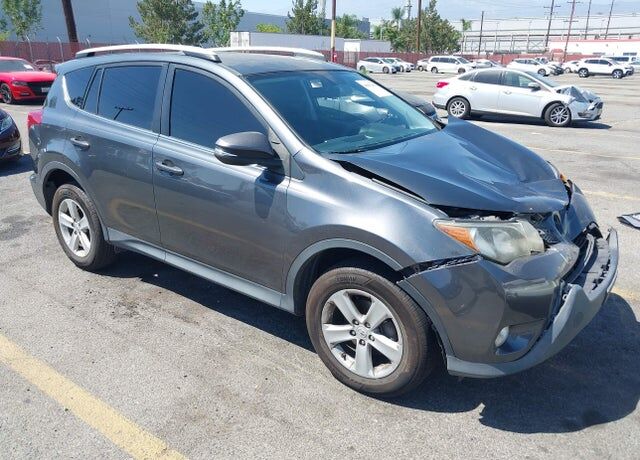 2014 TOYOTA RAV4