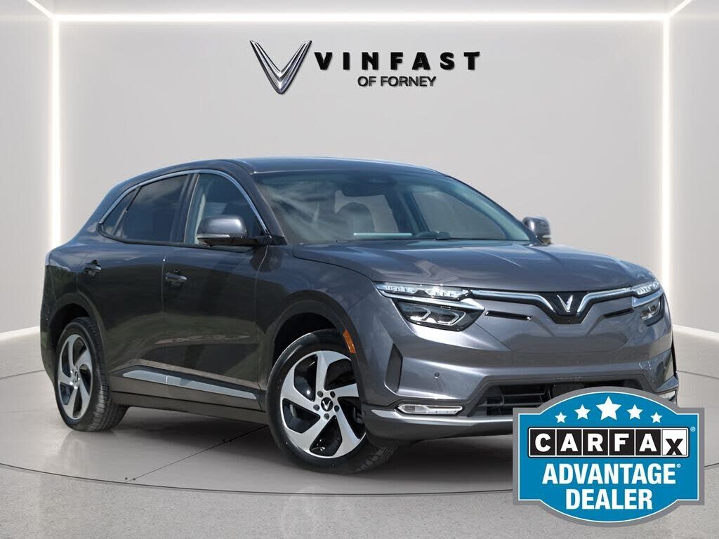 2023 VINFAST VF 8
