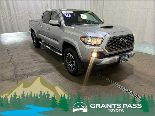 2022 TOYOTA Tacoma