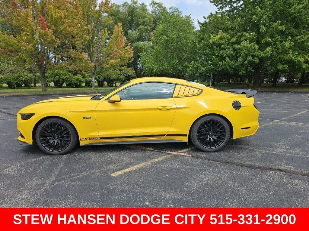 2015 FORD Mustang