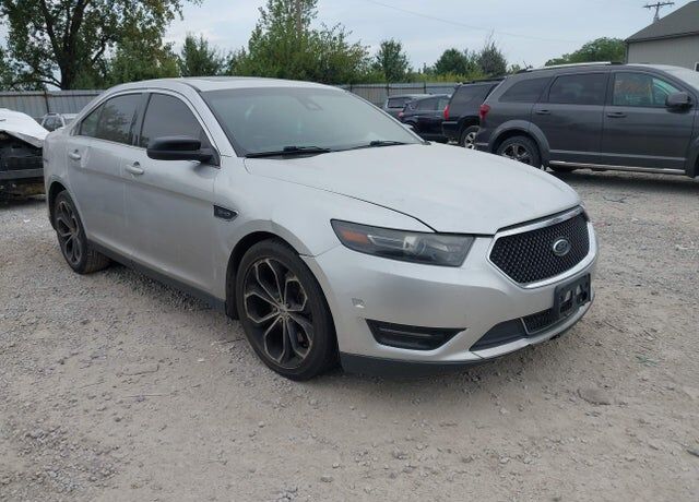 2013 FORD Taurus
