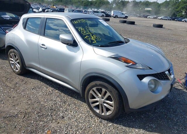 2015 NISSAN Juke