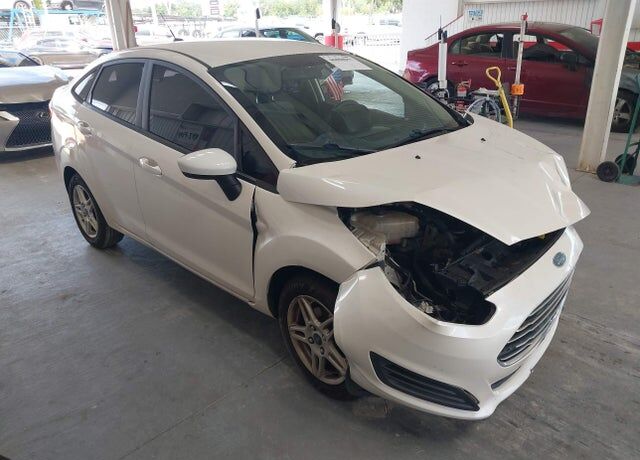 2017 FORD Fiesta