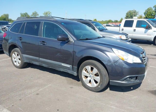 2012 SUBARU Outback