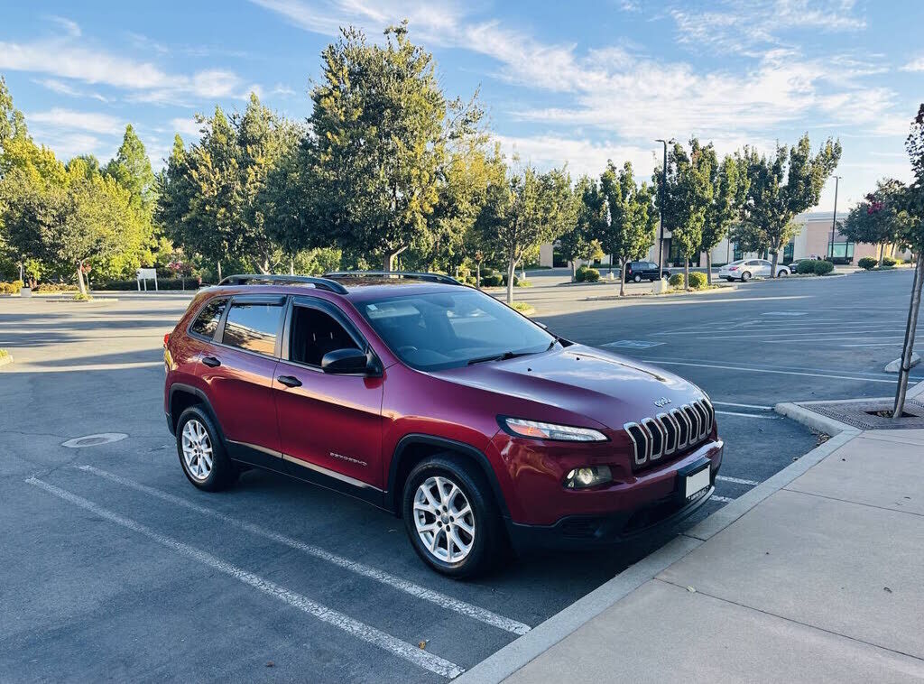 2017 JEEP Cherokee