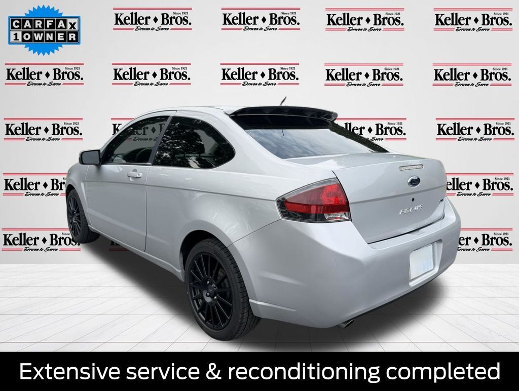 2009 FORD Focus