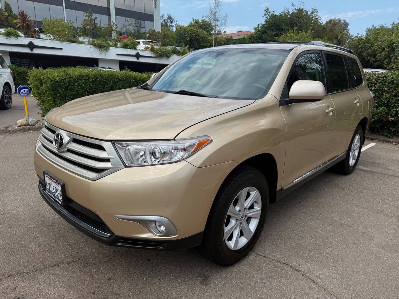 2012 TOYOTA Highlander