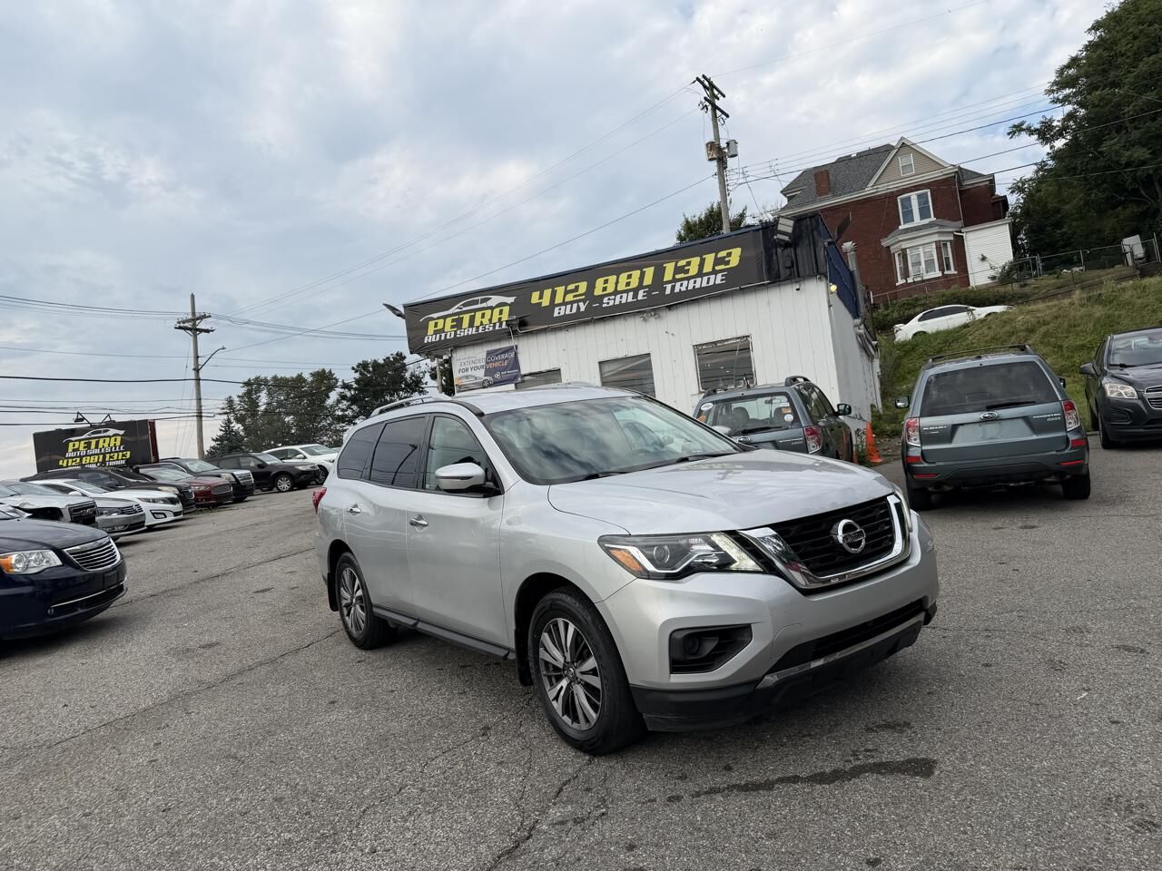 2017 NISSAN Pathfinder