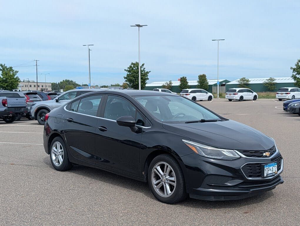 2017 CHEVROLET Cruze