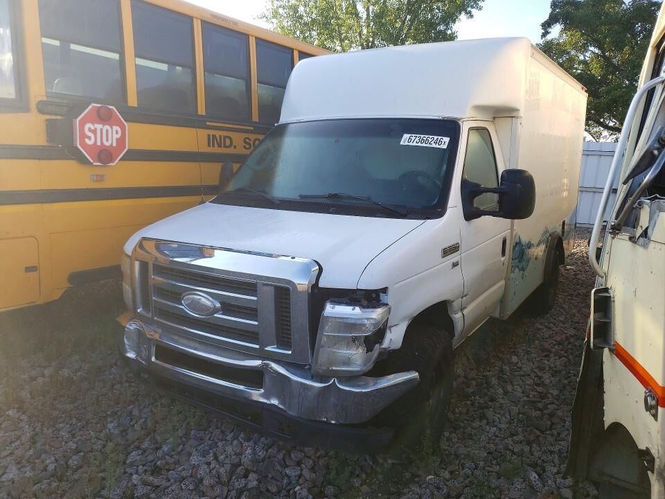 2014 FORD E-350