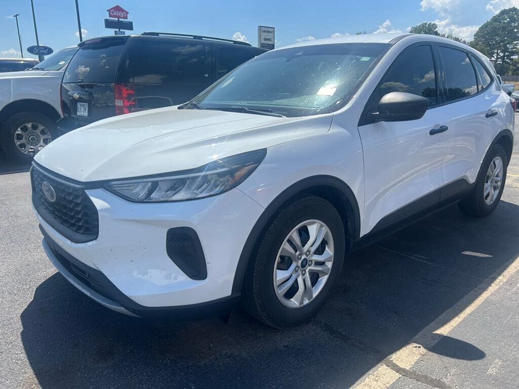 2023 FORD Escape