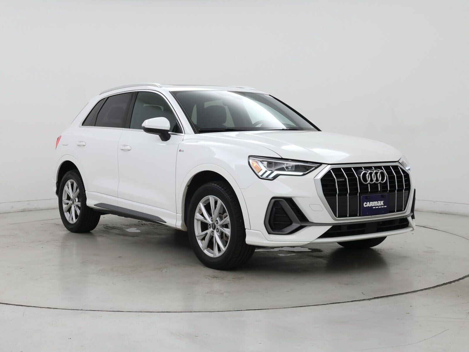 2023 Audi Q3