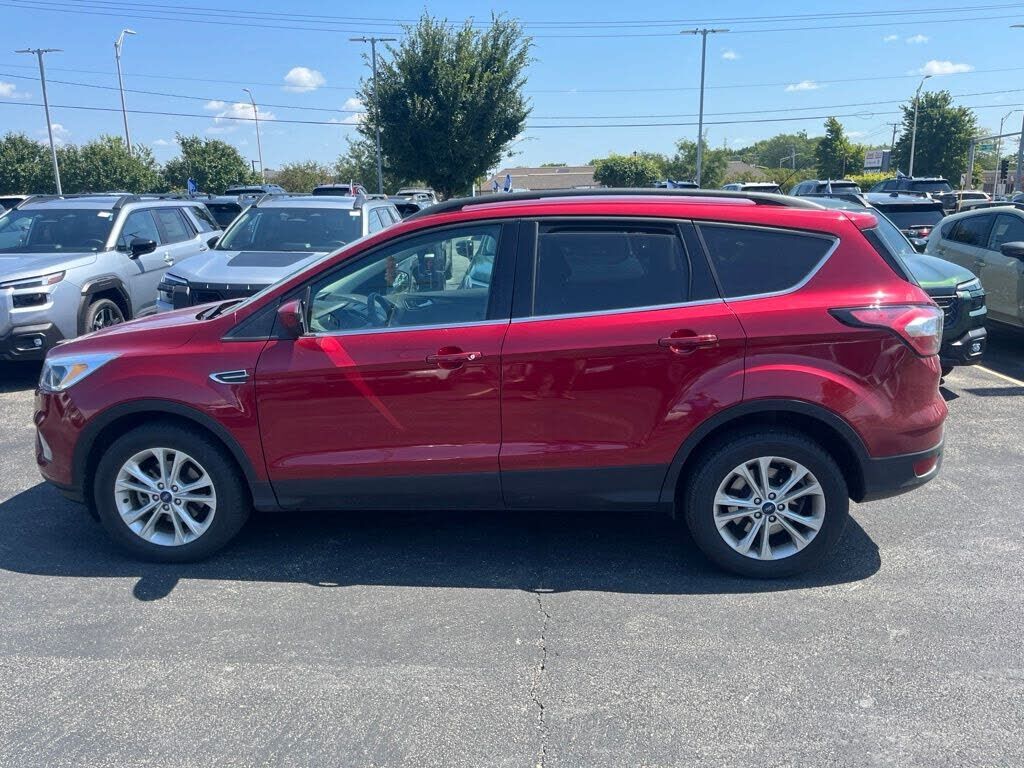 2018 FORD Escape