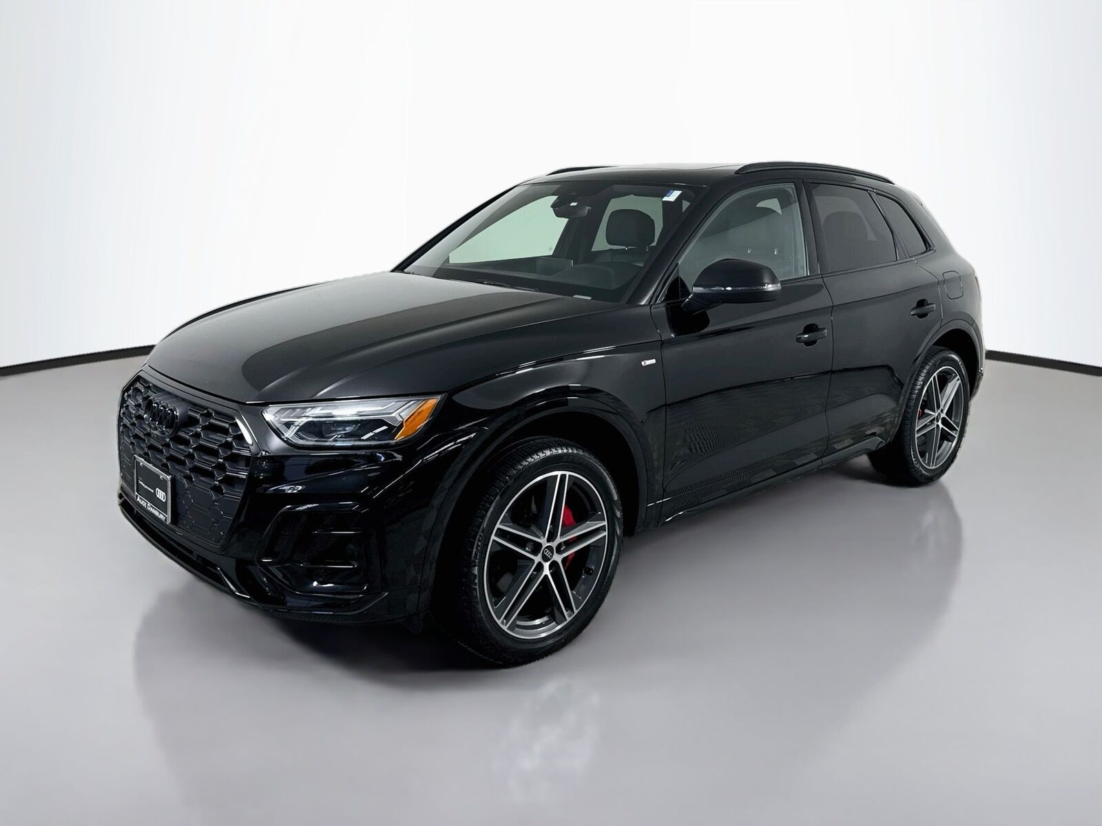 2024 AUDI Q5 e