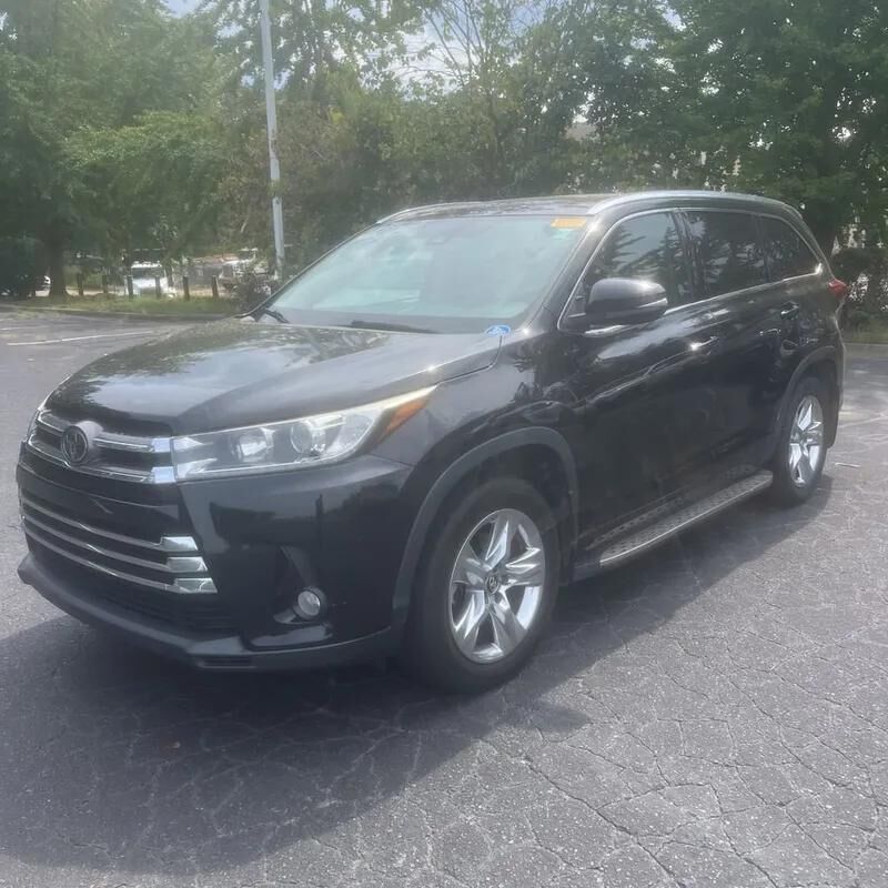 2018 TOYOTA Highlander