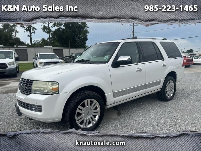 2011 LINCOLN Navigator