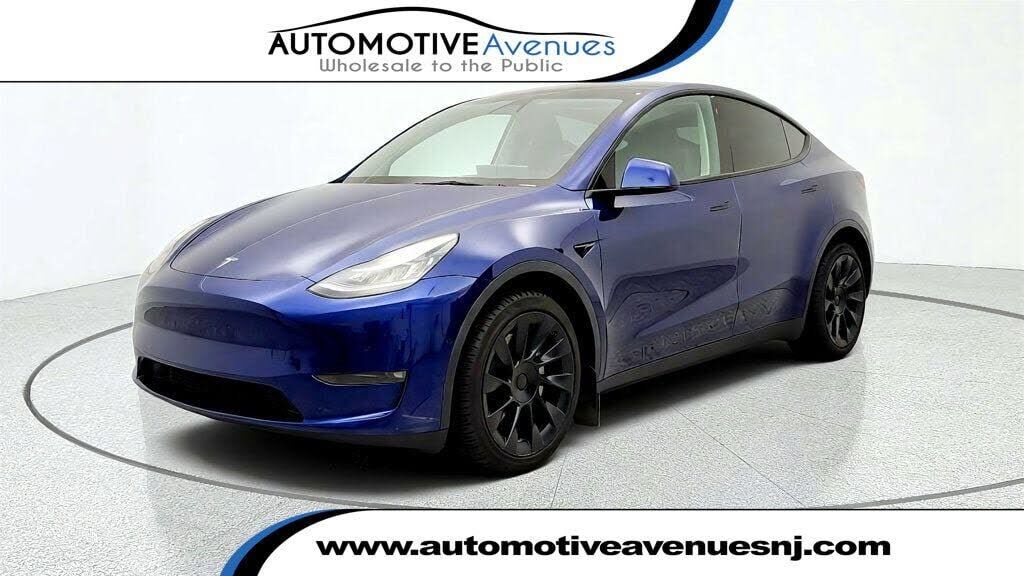 2022 TESLA Model Y