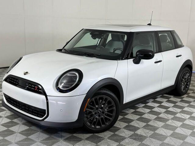 2025 MINI Hardtop