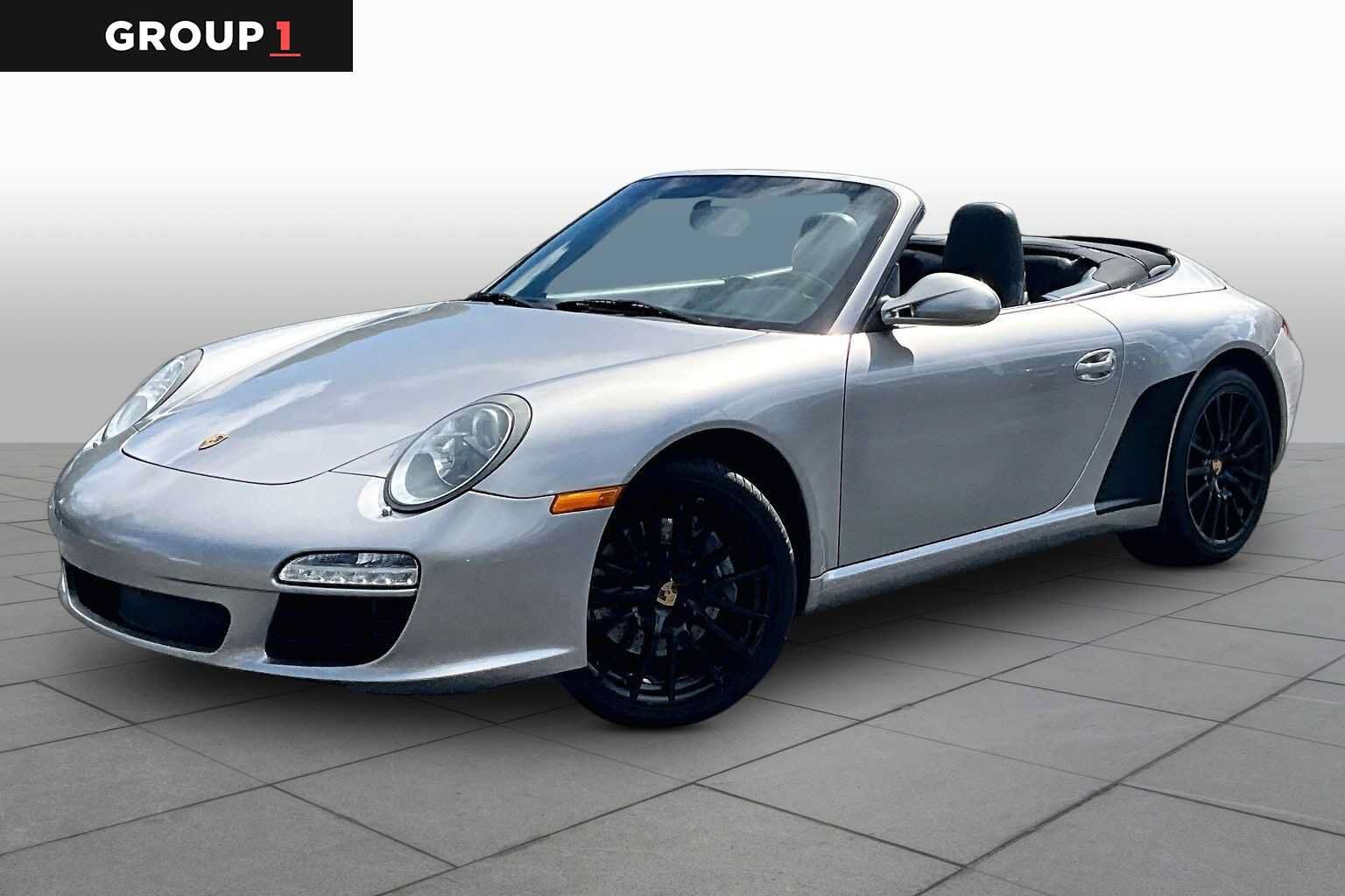 2011 PORSCHE 911