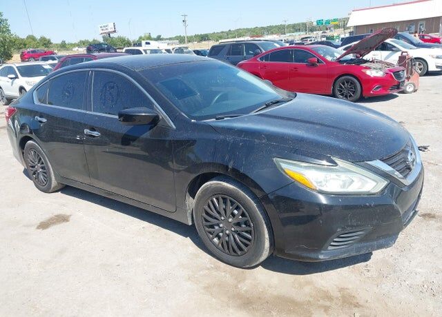 2016 NISSAN Altima