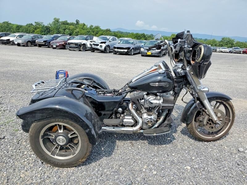 2016 HARLEY DAVIDSON FLRT / Freewheeler