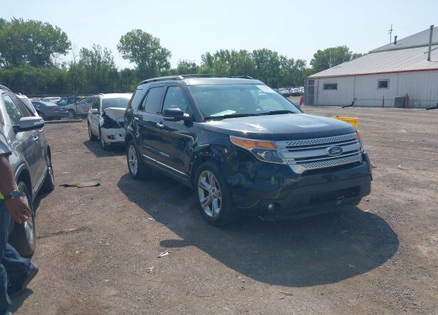 2014 FORD Explorer