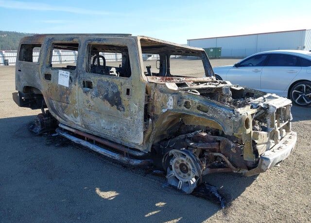 2004 HUMMER H2