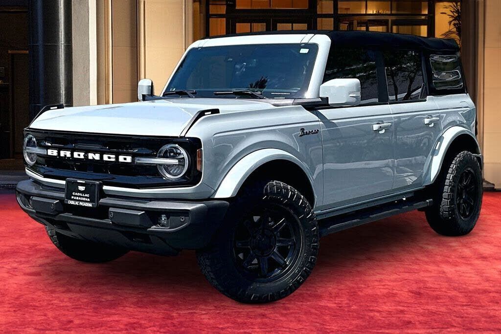 2023 FORD Bronco