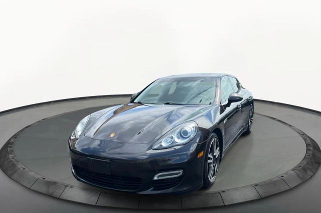 2010 PORSCHE Panamera
