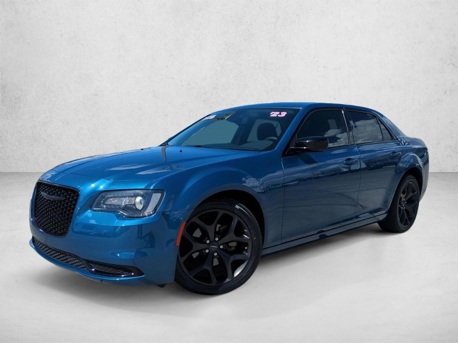 2023 CHRYSLER 300