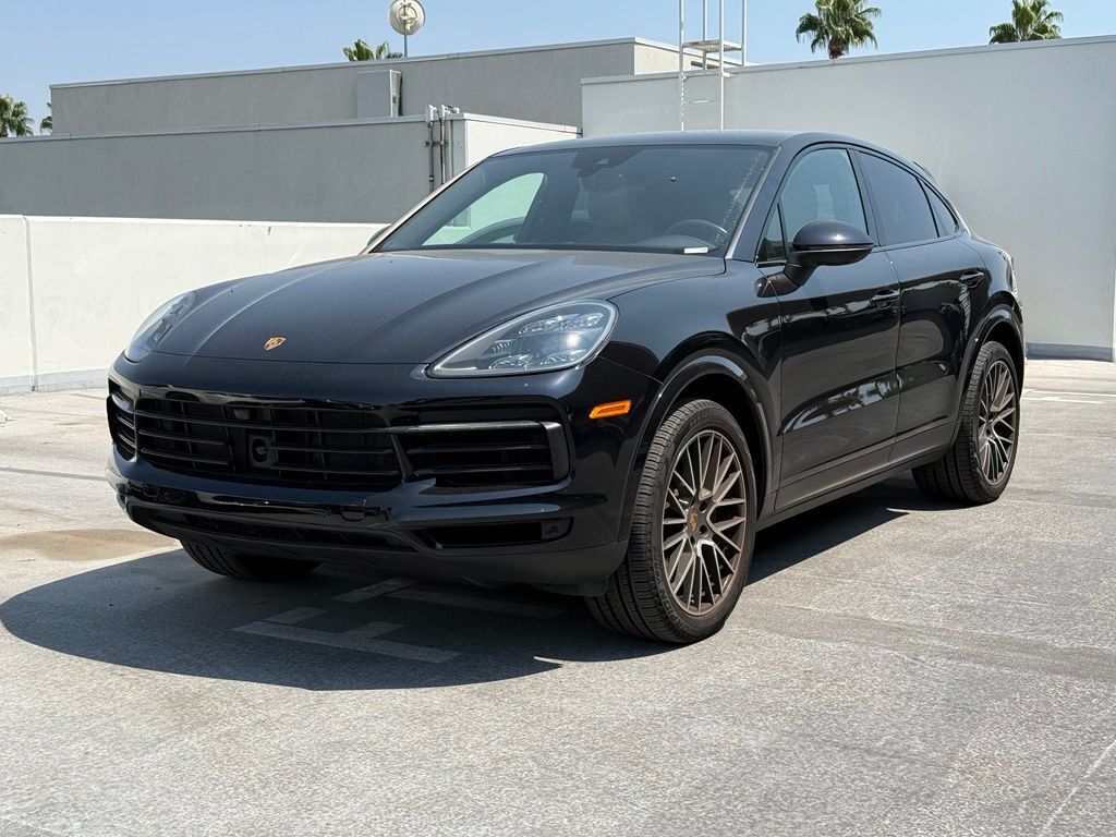 2022 PORSCHE Cayenne