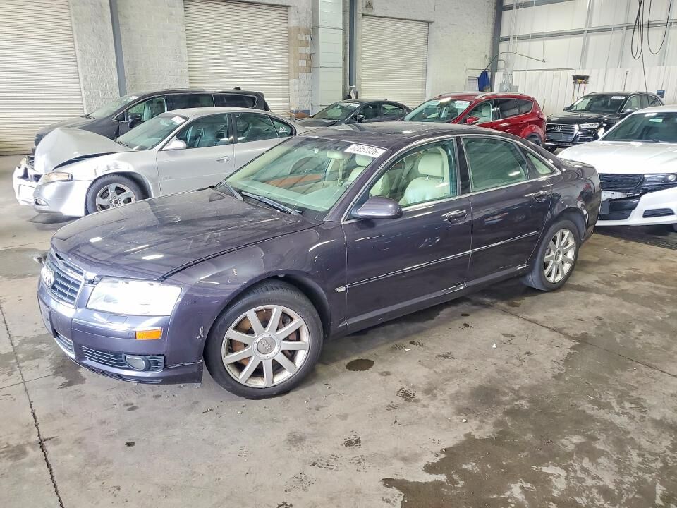 2005 AUDI A8