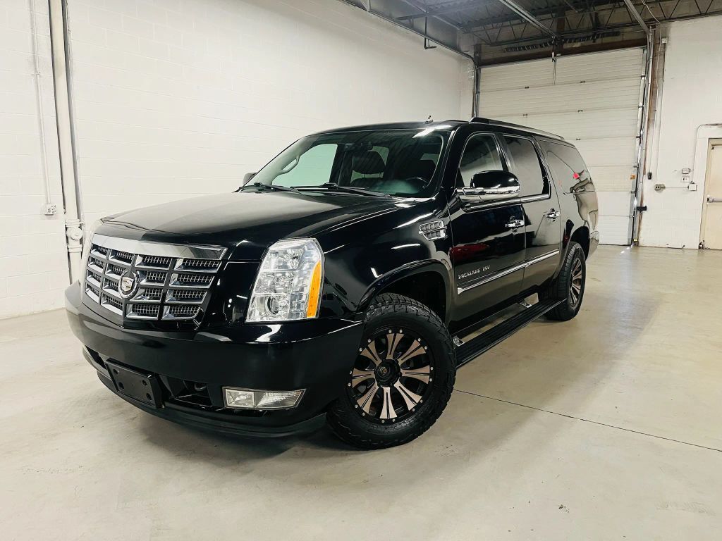 2011 CADILLAC Escalade