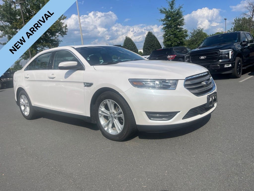 2017 FORD Taurus