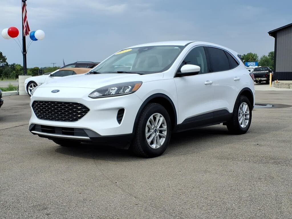 2020 FORD Escape